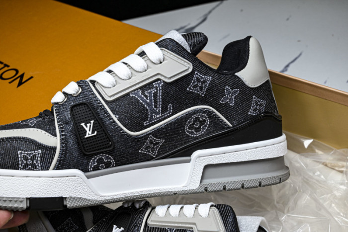 LV SNEAKER TRAINER  FOR-LV382