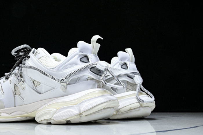 BLCG Track 800592 WTRHK 0310