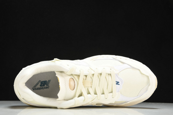 new Ba1an*e ‘refined future ’ m2002rdc