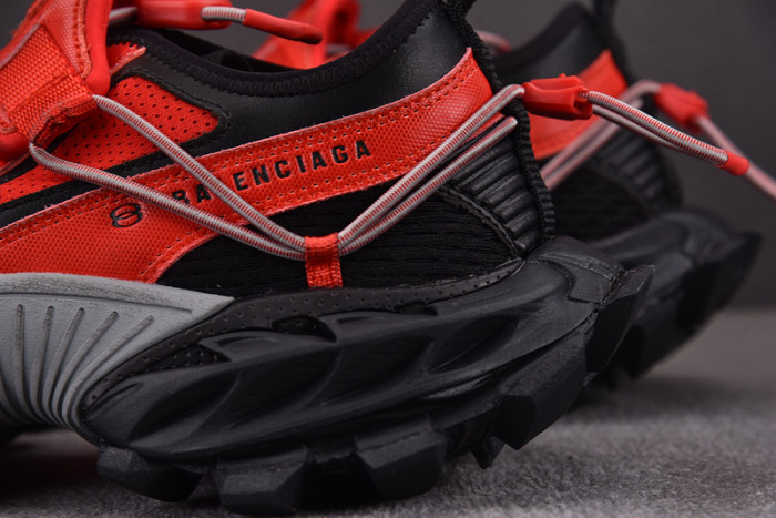 BLCG HIKE Red Black  804919 WHIKE 1000