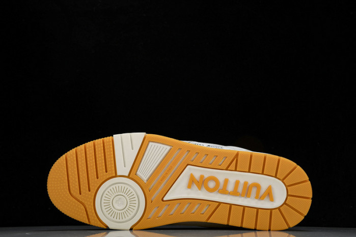 LV SNEAKER LOW  121205