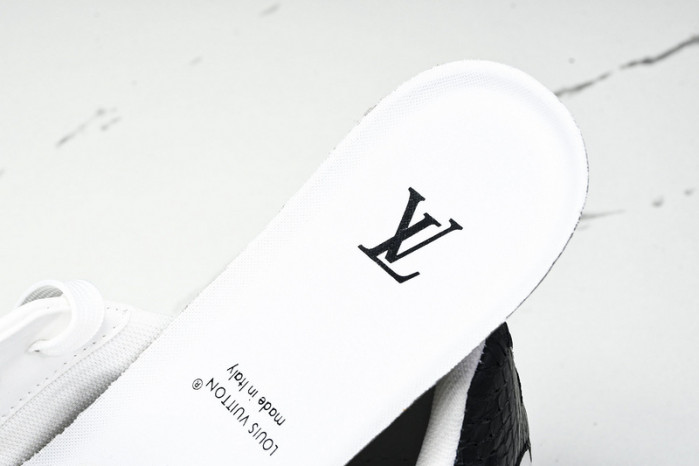LV SNEAKER LOW FOR-LV205