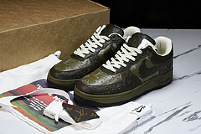 Nike Air Force 1 LV 022603