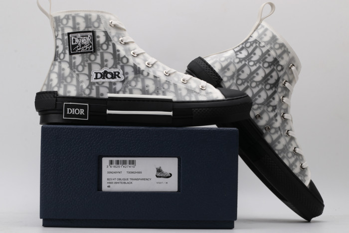 D10R B23 Oblique High Top Sneaker