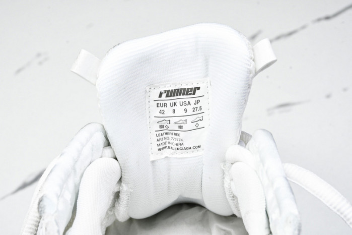 BLCG RUNNER  772774-WRUNG-9010