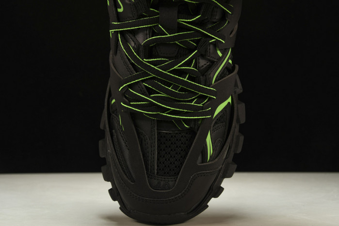 BLCG Track Trainer black green 542436 W2LA1 2042