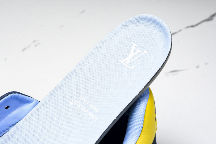 LV SNEAKER LOW FOR-LV213