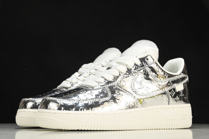 Nike Air Force 1 LV 022304