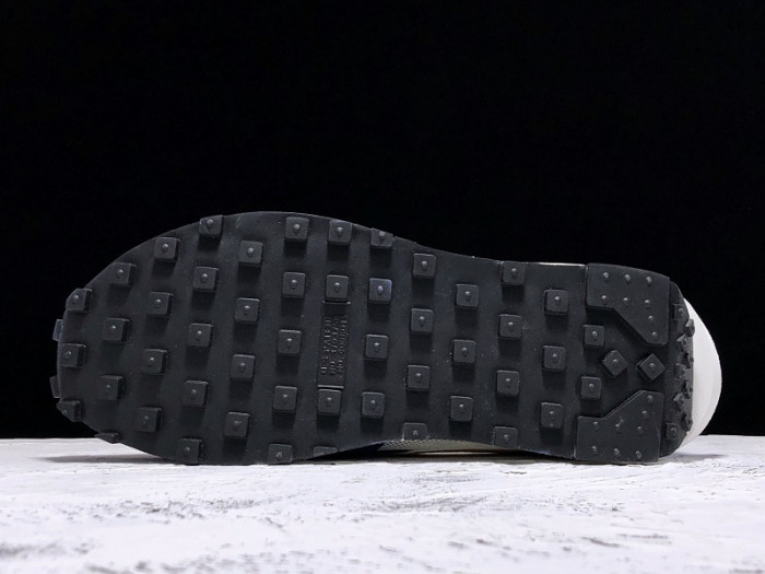 SACAI × NIKE LDV Waffle Daybreak White Blue BV0073-700