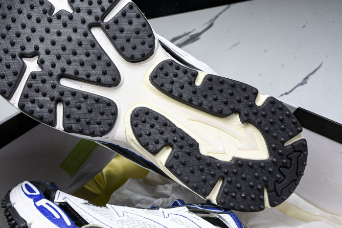 OF C/O  SNEAKER  FOR-102803