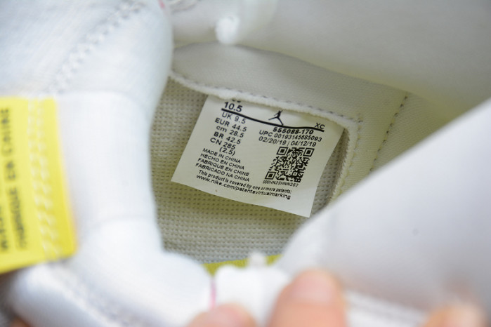 AIR JORDAN 1 RETRO HIGH OG “FIRST CLASS FLIGHT” 555088-170