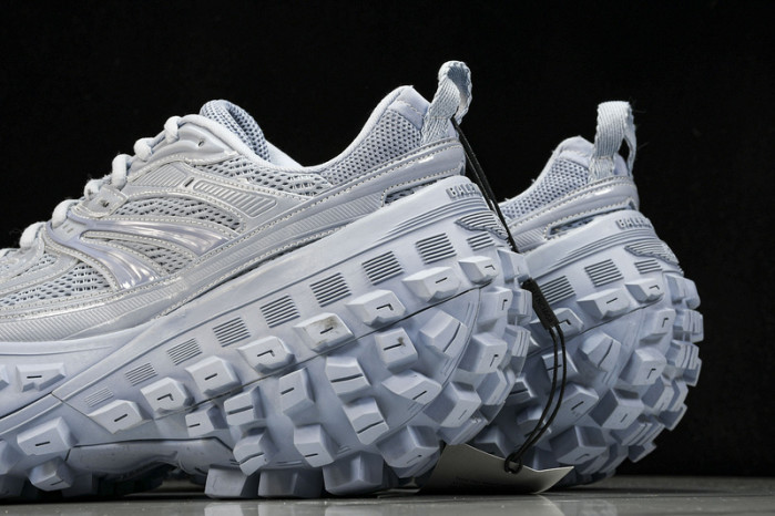 BLCG    Defender Rubber Platform Sneakers W2RAM4400