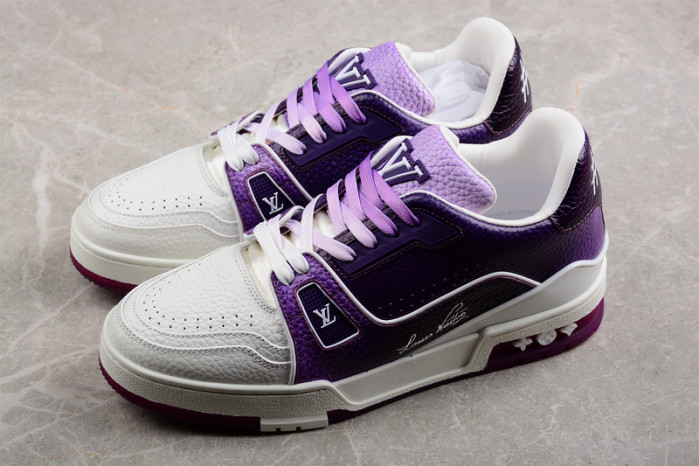 LV SNEAKER LOW YEE-017