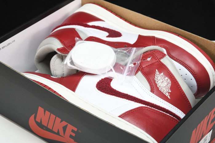 Air Jordan 1 Retro High OG "Gym red" DJ4891-061