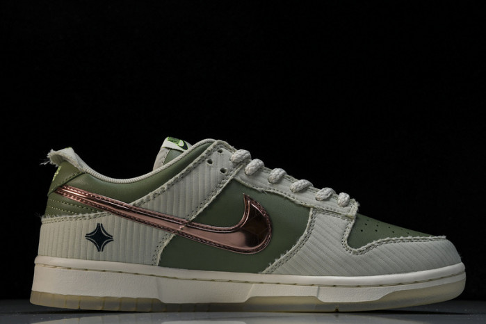 Nike Dunk Low "Be 1 Of One"  FQ0269-001