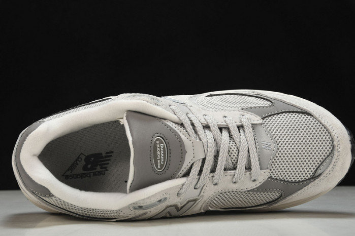 new Ba1an*e yeeshoes  ml2002ro