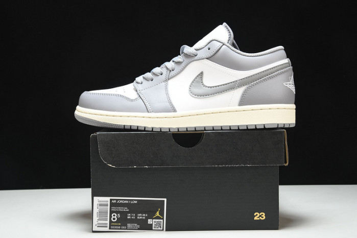 Nike Air Jordan 1 Low 553558-053