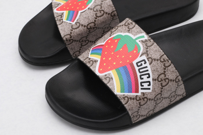 Gv*c slippers