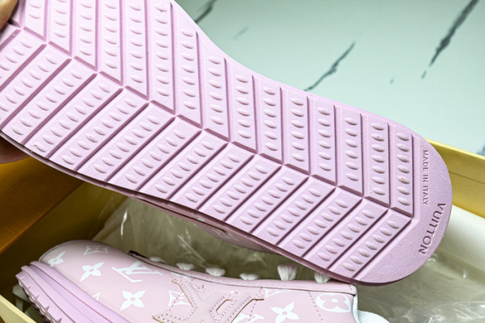 LV SNEAKER Buttersoft  FOR-LV376