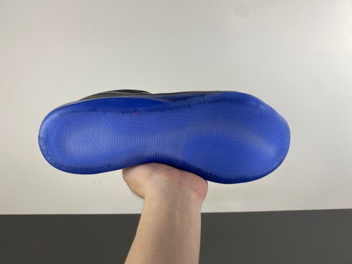 Nike Kobe 11 EM 836183-005