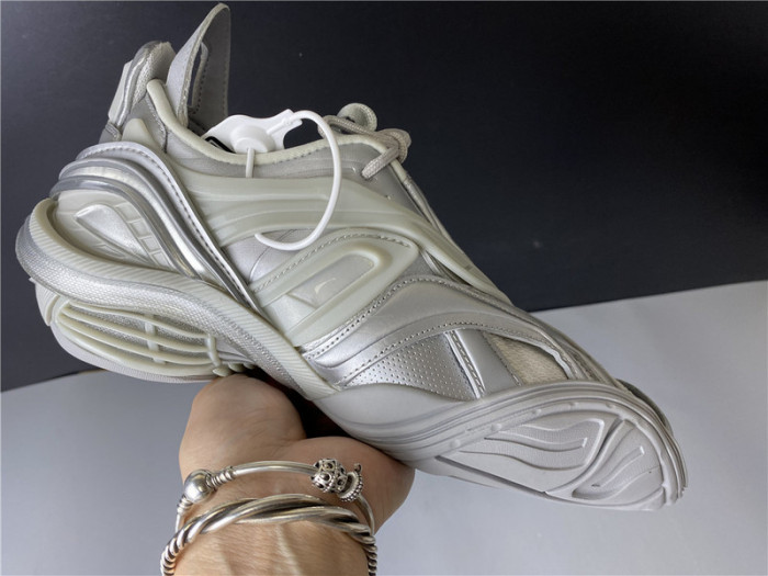 BLCG 5.0 TYREX 20SS RUNWAY SLIVER GREY 617517 W2WA1 8100