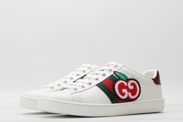 Gv*c ace embroidered low-top sneaker 611377d0pe09064