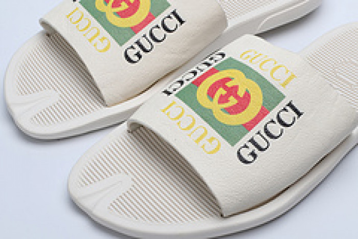 Gv*c slippers